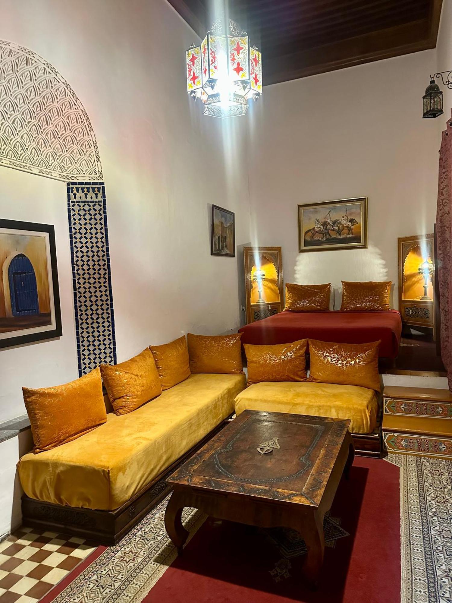 Riad A La Belle Etoile Salé Buitenkant foto